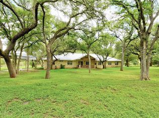 102 Sycamore Rd, Burnet, TX 78611