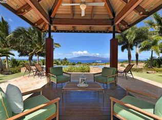 33 Lauawa Pl, Lahaina, HI 96761