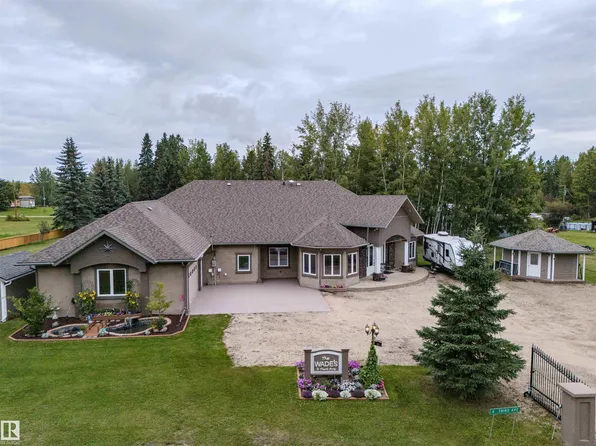 4 3rd Ave, Parkland County, AB T0E 0S0