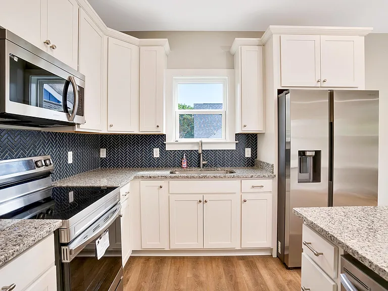 406 N Seminole Dr #102 — Photo 18