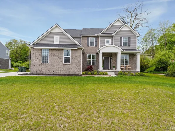 908 S Livernois Rd, Rochester, MI 48307