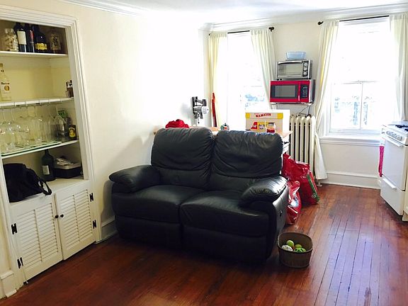 4th image of 7916 Germantown Ave #2R