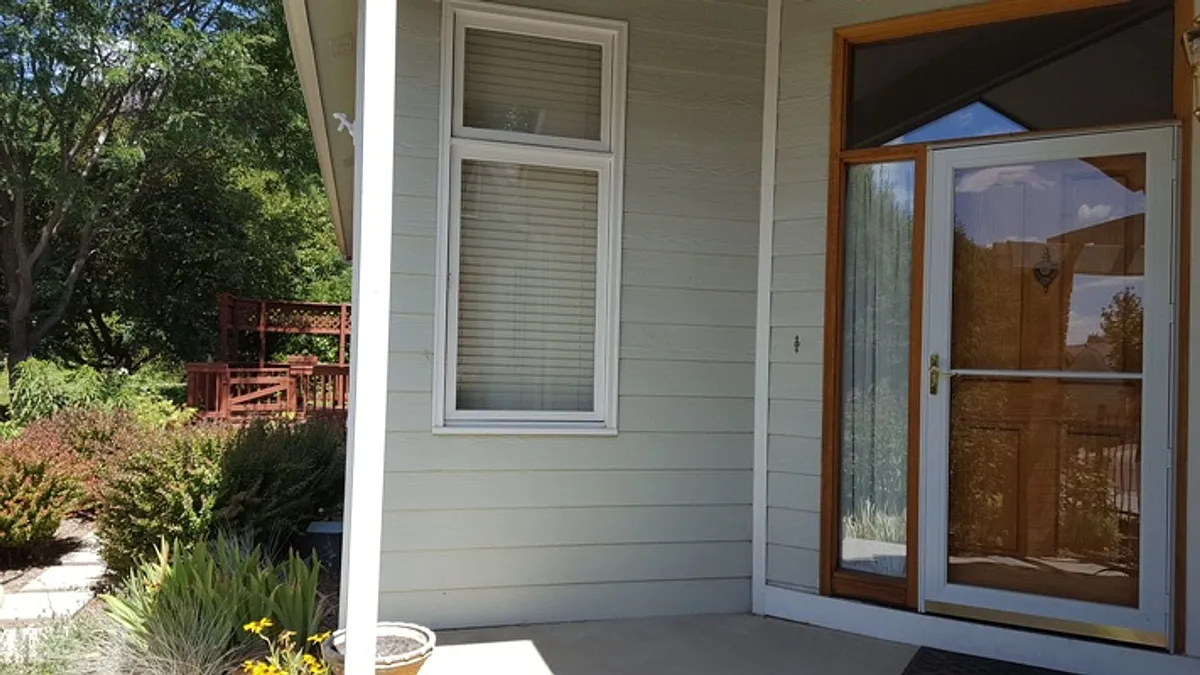 Building Photo - 5000 Boardwalk Dr #43