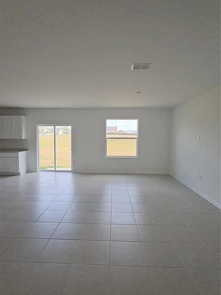 3383 Alexander Dr — Photo 4