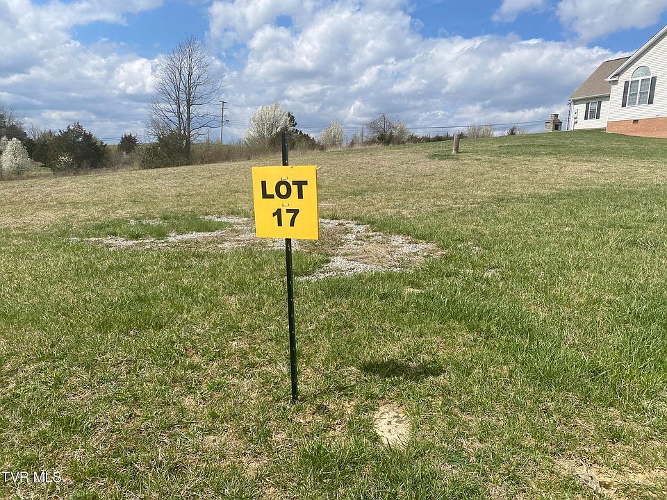 2nd image of 17 Riley St