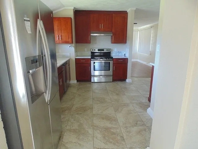 Charming 3 Bedroom / 2 Bath House in Kahului! — Photo 2