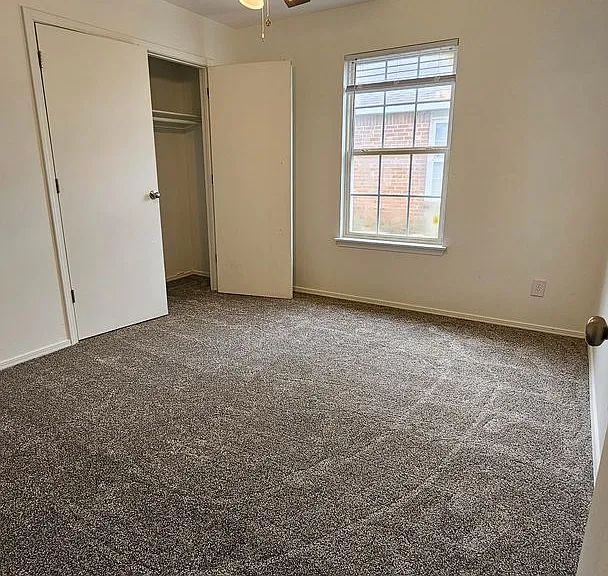 2805 Trailwood Dr — Photo 32