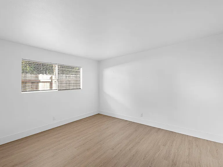 219 Avenida Santa Barbara — Photo 14
