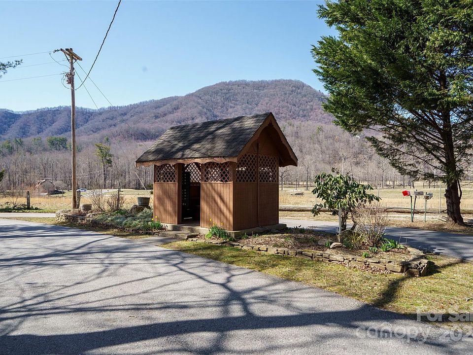 15 Nantahala Way Marion NC Zillow