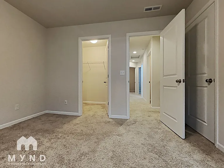 7267 NW 164th Ave — Photo 6