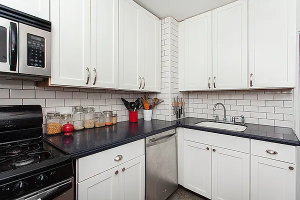 Sold by Brooklyn Hearth Realty | media 5