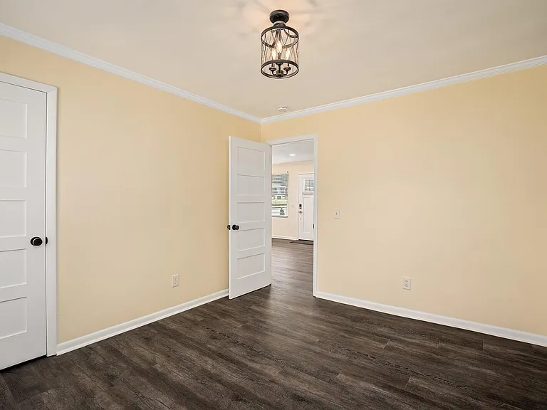 2112B Sanborn Dr — Photo 16