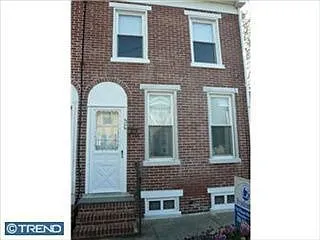 906 Wright St photo 1