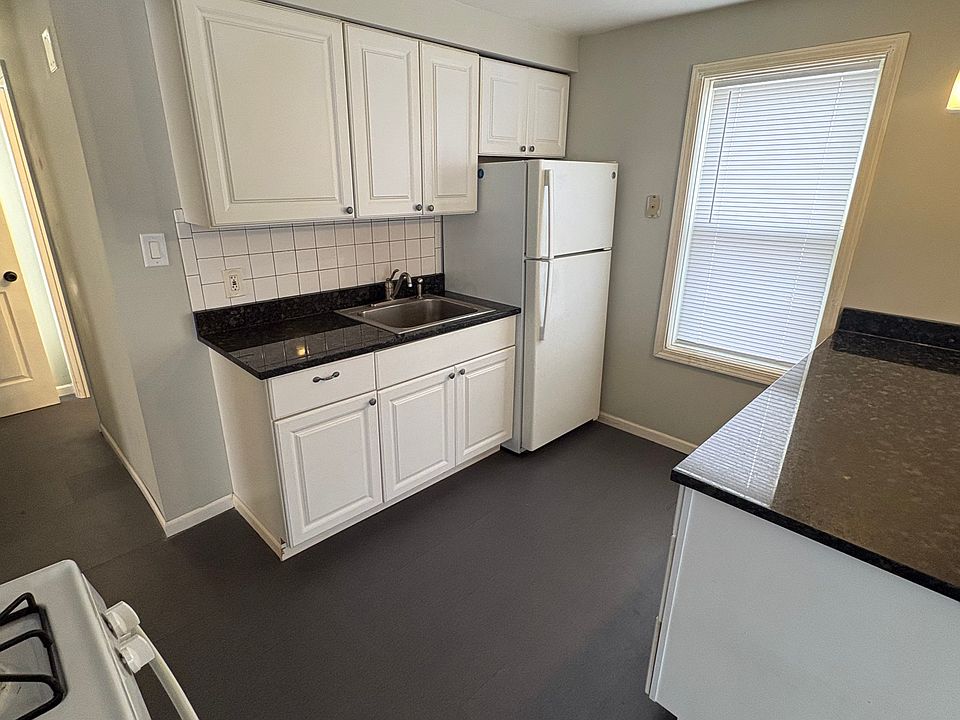 1st image of 2729 Martha St #2B