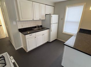 2729 Martha St #2B, Hammond, IN 46323