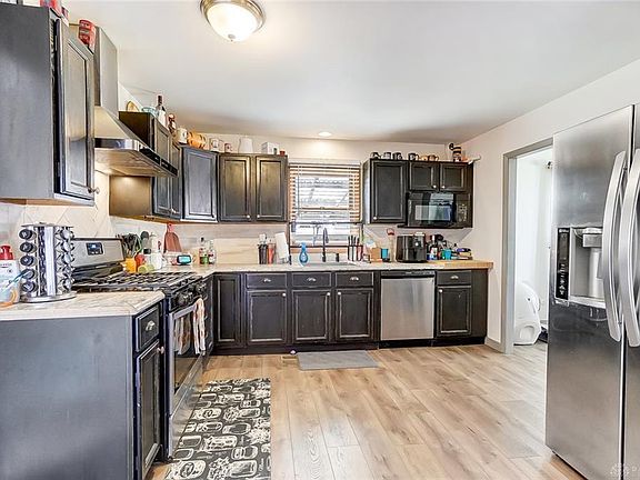 2nd image of 502 W Main St