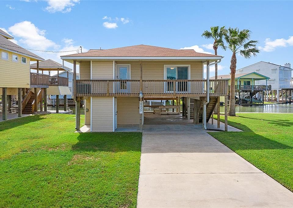1st image of 16537 Barbados Way