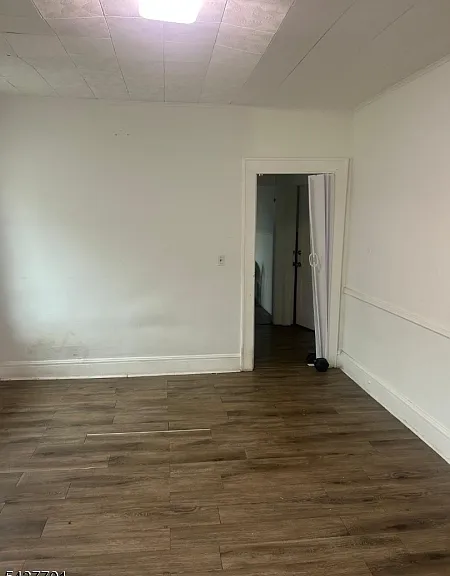 722 Jersey Ave — Photo 6