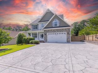 168 Melody Ln, Cameron, NC 28326