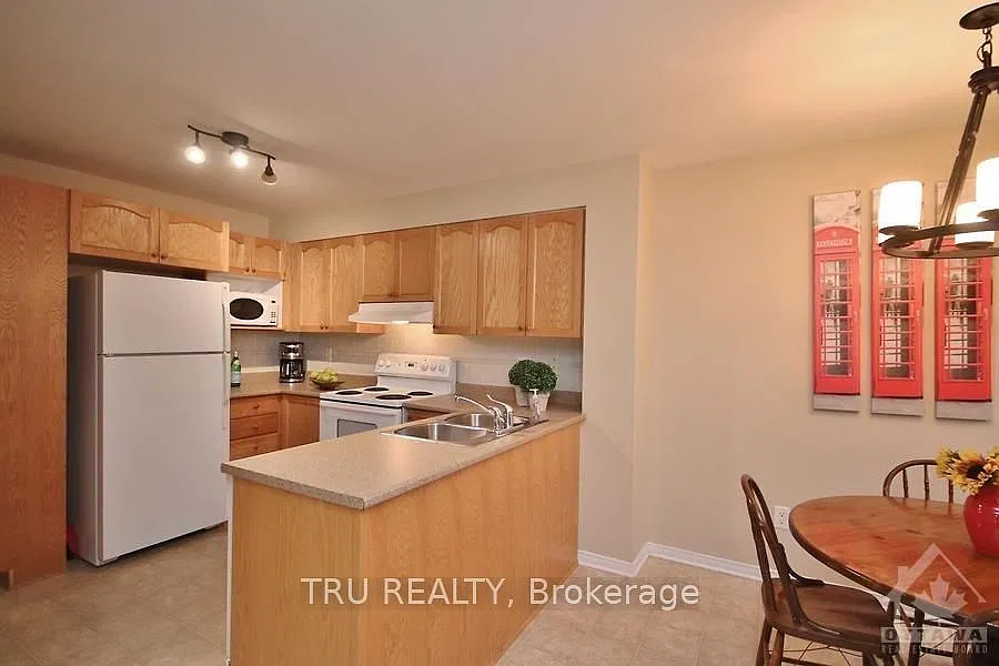 2 bed, $2,350 — Photo 4