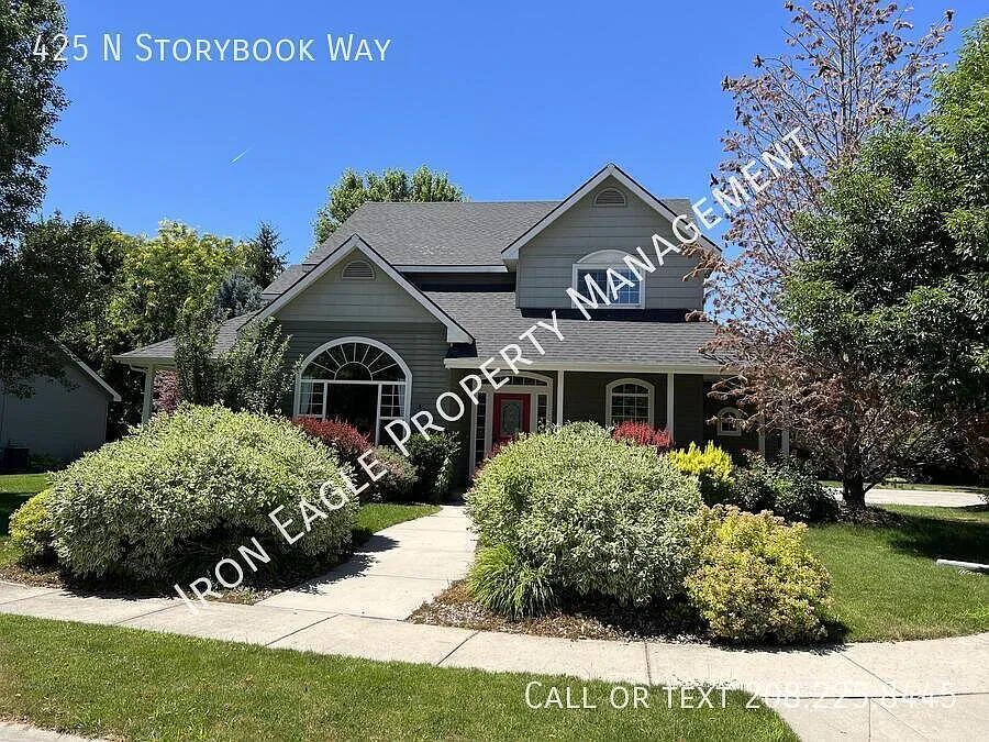 3 bed, 3.0 bath, 2514 sqft, $2,975 — Photo 1