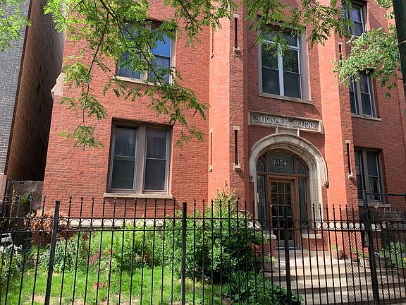 2nd image of 1054 W Hollywood Ave APT 1W