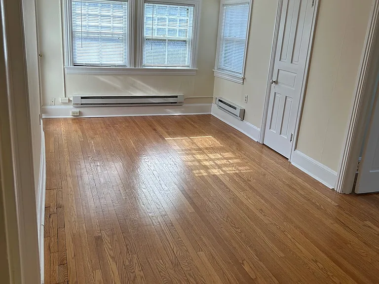 30 E Market St — Photo 8