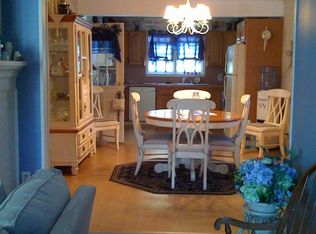 93 Edgewood Ave, Waterbury, CT 06706