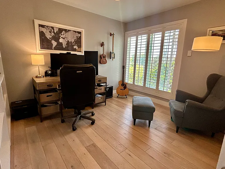 4930 Del Mar Ave #201 — Photo 8