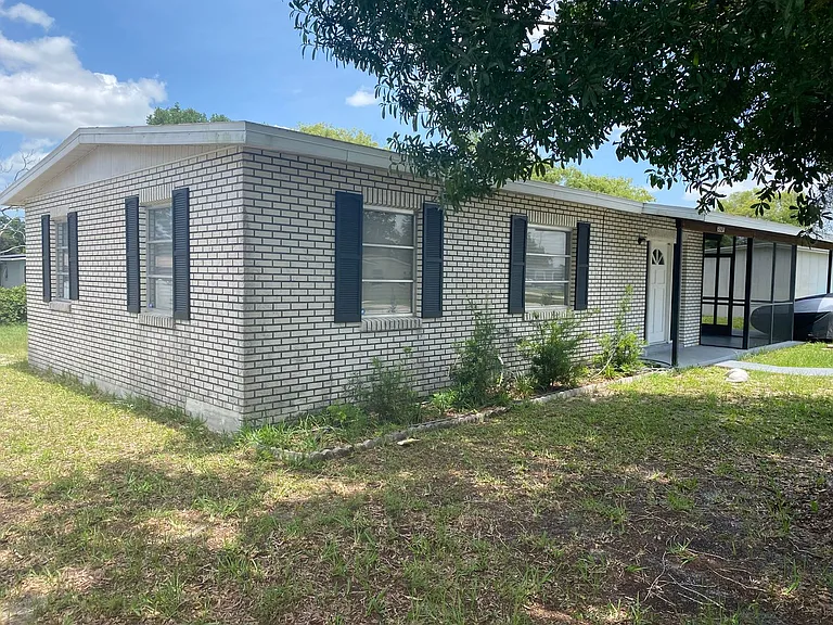 2309 Idaho Rd — Photo 1