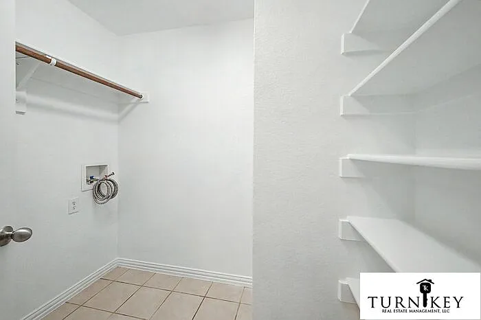 3126 S Cherry Ln — Photo 10