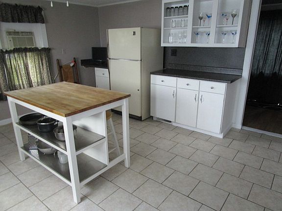 Kitchen 3