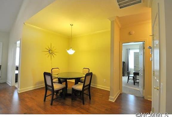 4th image of 38 Muir Ln