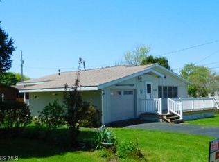 2274 S Linda Dr, Lakeside Marblehead, OH 43440