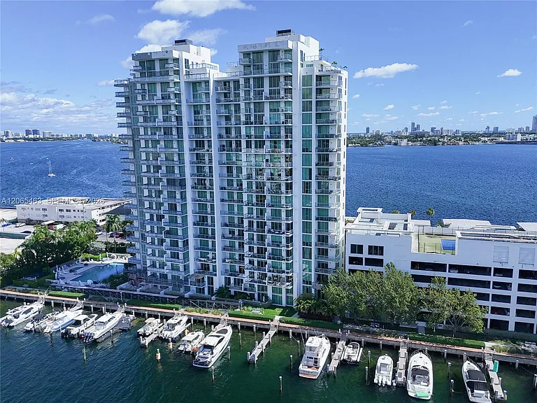 7930 East Dr #1007 — Photo 33