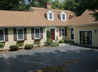 5 Old Colony Rd, Monroe, CT 06468
