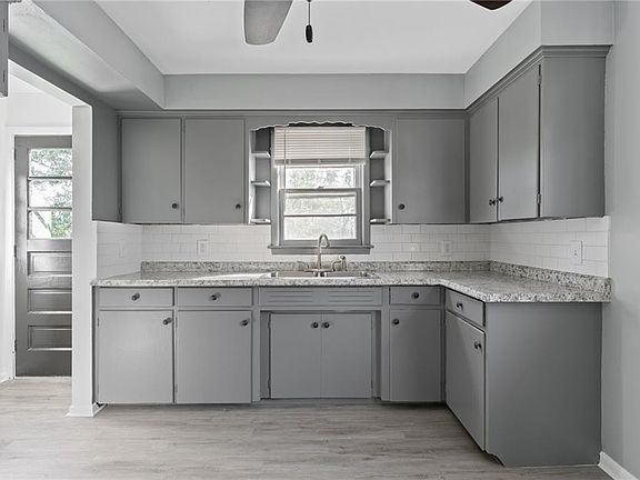 5th image of 671 N Schenley Ave