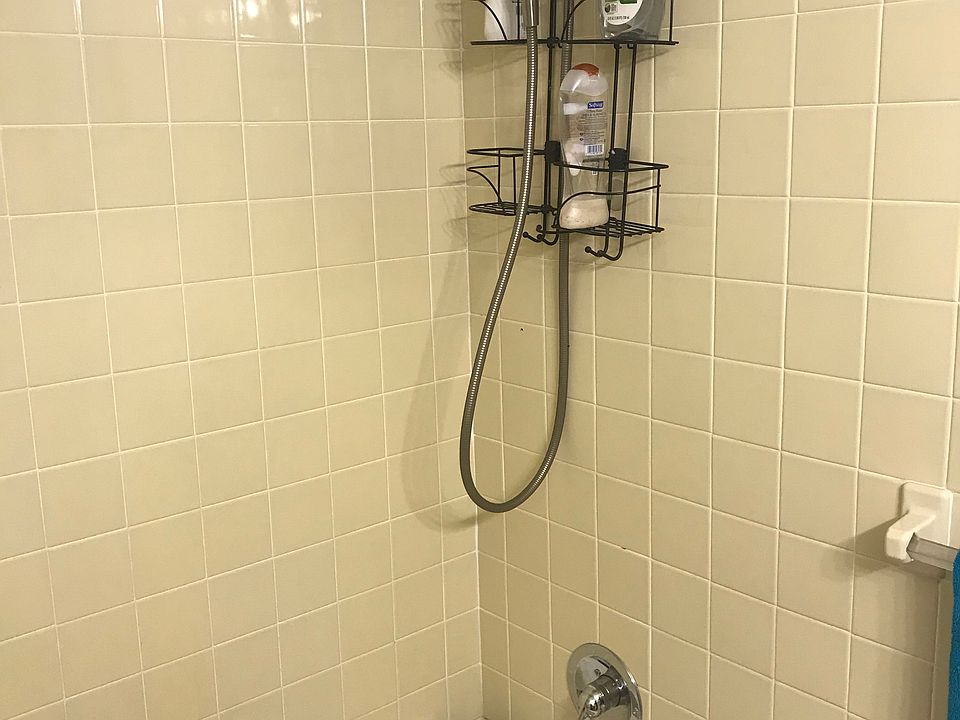 1st image of 26 Astor Dr