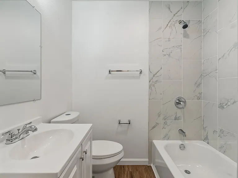 1925 Grayson St #4 — Photo 6