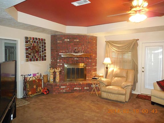3rd image of 1100 Christina Dr