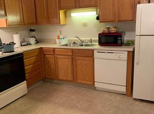 810 W Benton St #214B, Iowa City, IA 52246