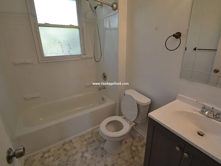 4423 Greenlee Ave — Photo 8
