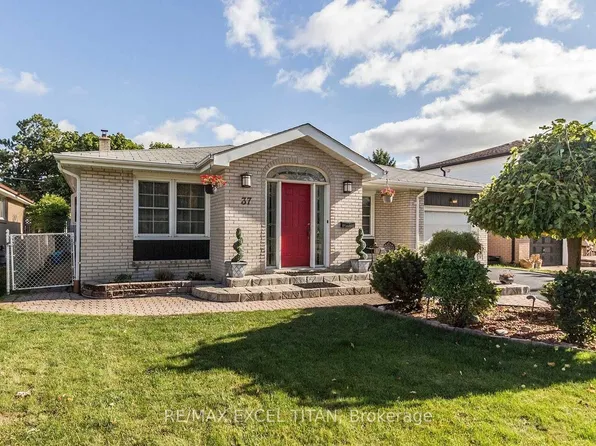 37 Braemar Dr, Brampton, ON L6T 2L5
