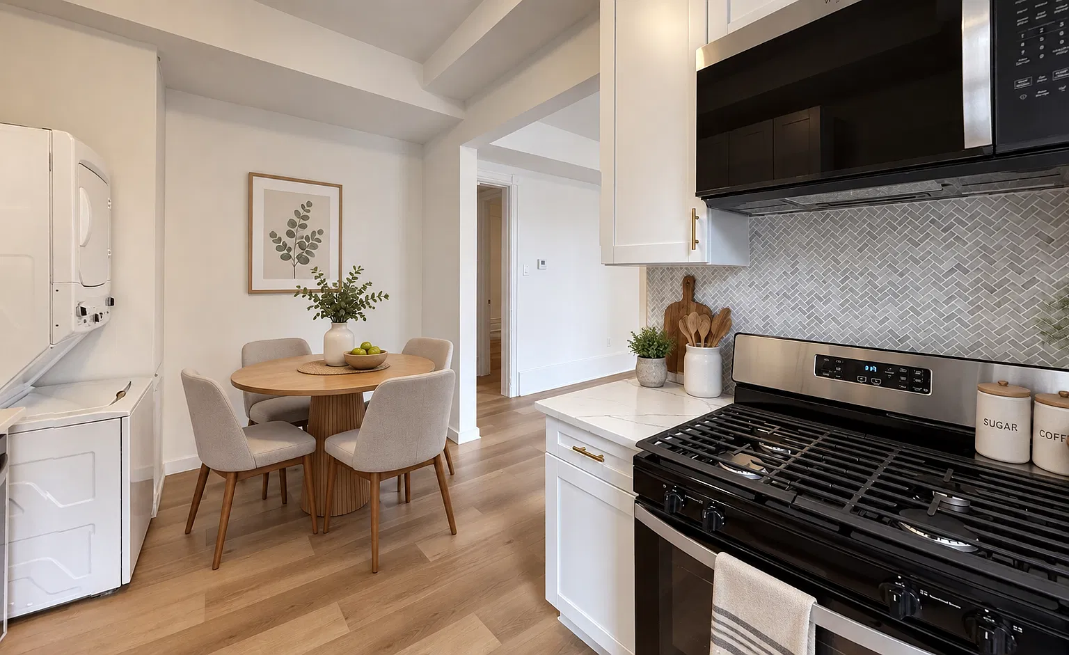 3 bed, $4,900 — Photo 4
