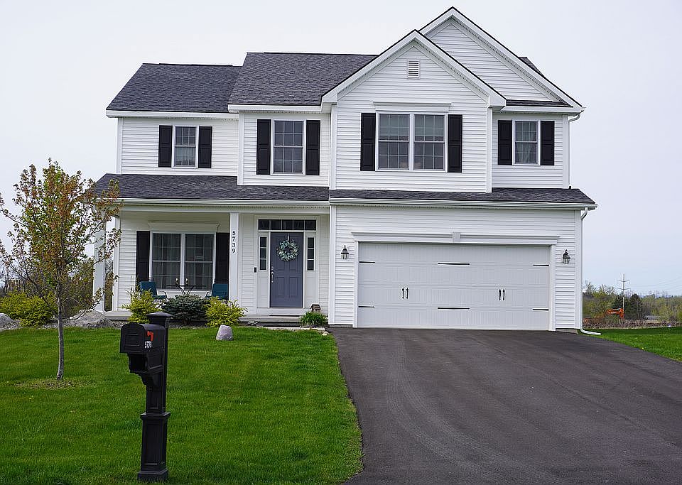 1st image of 5739 Eclipse Dr