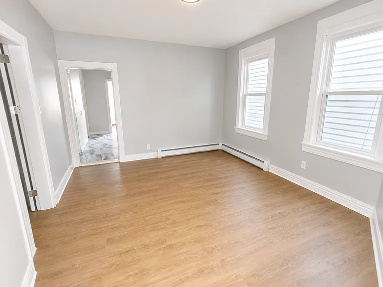 65 Hudson St #1D — Photo 4