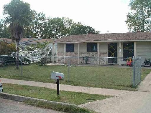 2nd image of 707 CANYONWOOD DR