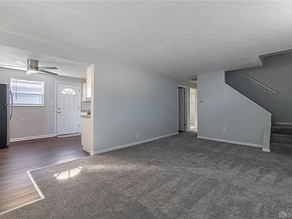 3rd image of 4010 Woodcliffe Ave