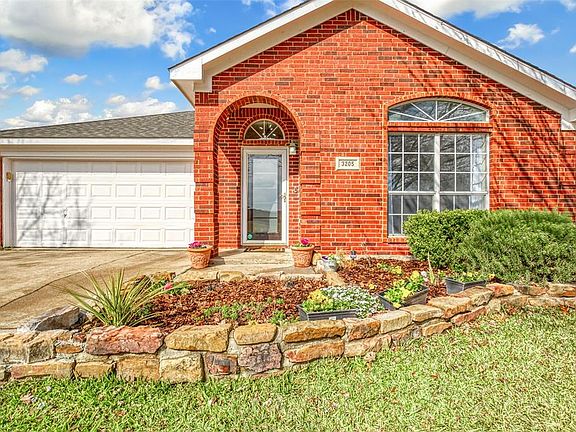 3rd image of 3205 Dove Valley Ln