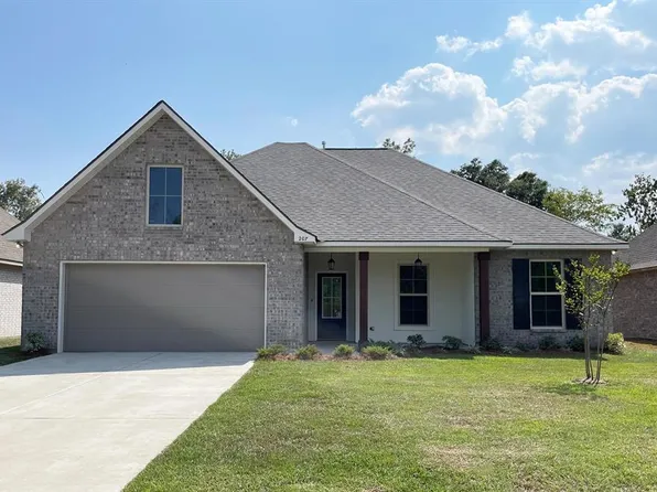 207 Cypresswood Dr, Belle Chasse, LA 70037